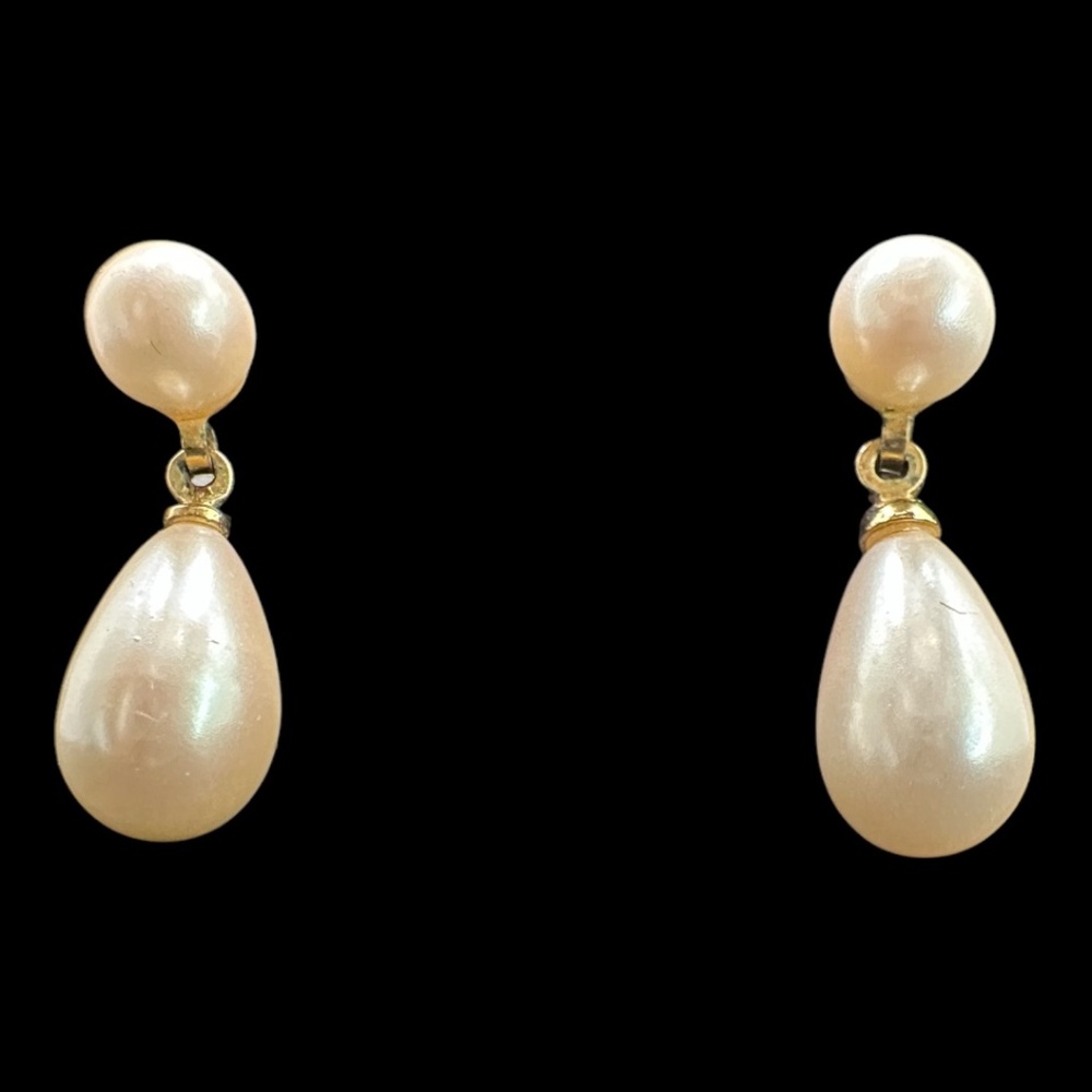 Vintage c1980 Pair Round and Teardrop MARVELLA Pearl Pierced Dangle Earrings